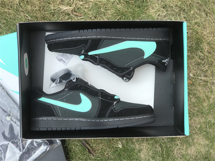 TRAVIS SCOTT X AJ1 LOW OG 'TIFFANY BLUE'
