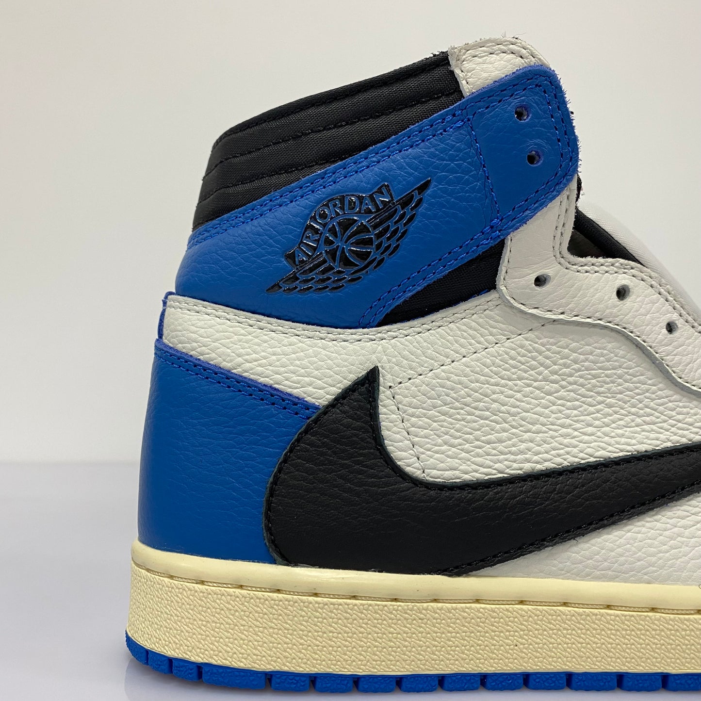 TRAVIS SCOTT X AJ1 HIGH OG 'FRAGMENT'