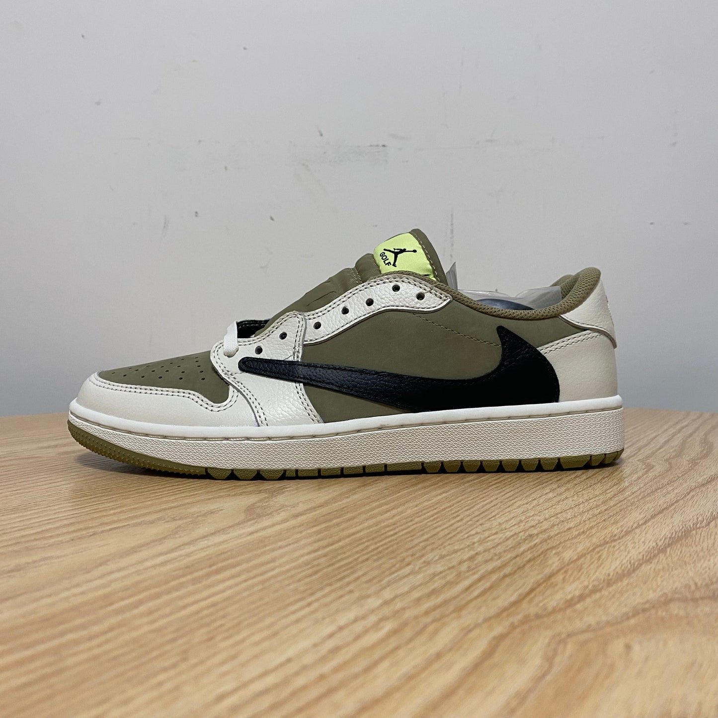 TRAVIS SCOTT X AJ1 LOW GOLF 'NEUTRAL OLIVE'