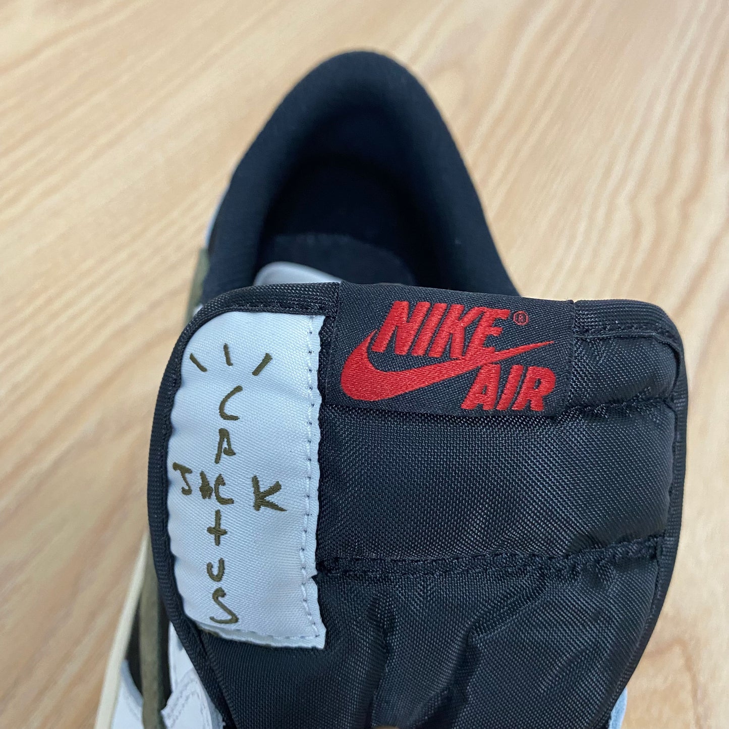 TRAVIS SCOTT X AJ1 RETRO LOW OG 'OLIVE'