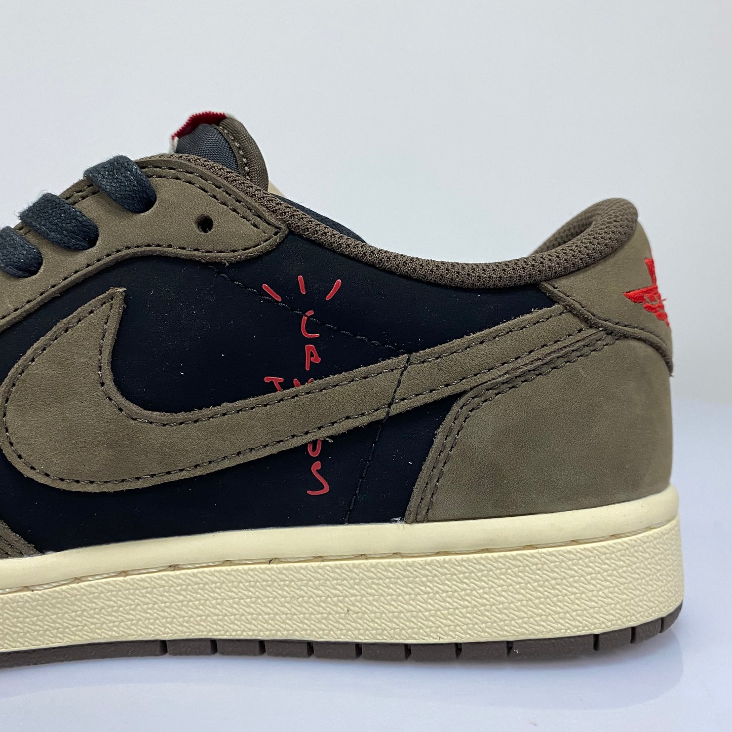 TRAVIS SCOTT X AJ1 LOW OG 'MOCHA'