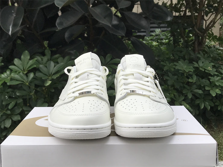 TRAVIS SCOTT X AJ1 LOW OG 'WHITE PARTY'