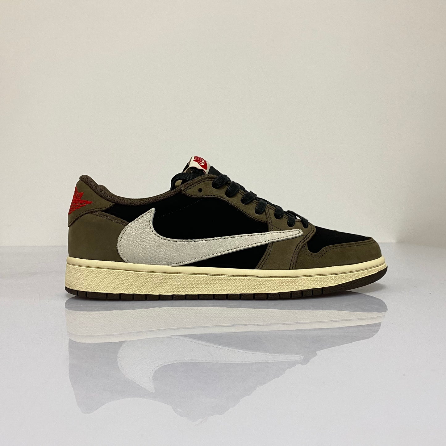 TRAVIS SCOTT X AJ1 LOW OG 'MOCHA'