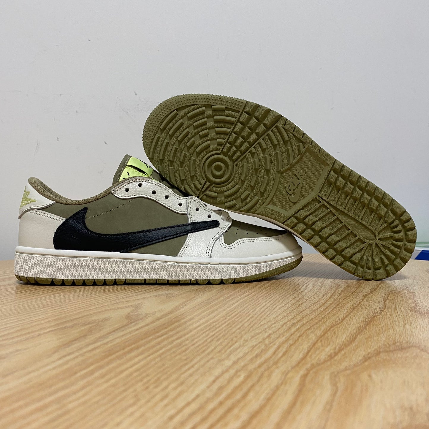 TRAVIS SCOTT X AJ1 LOW GOLF 'NEUTRAL OLIVE'