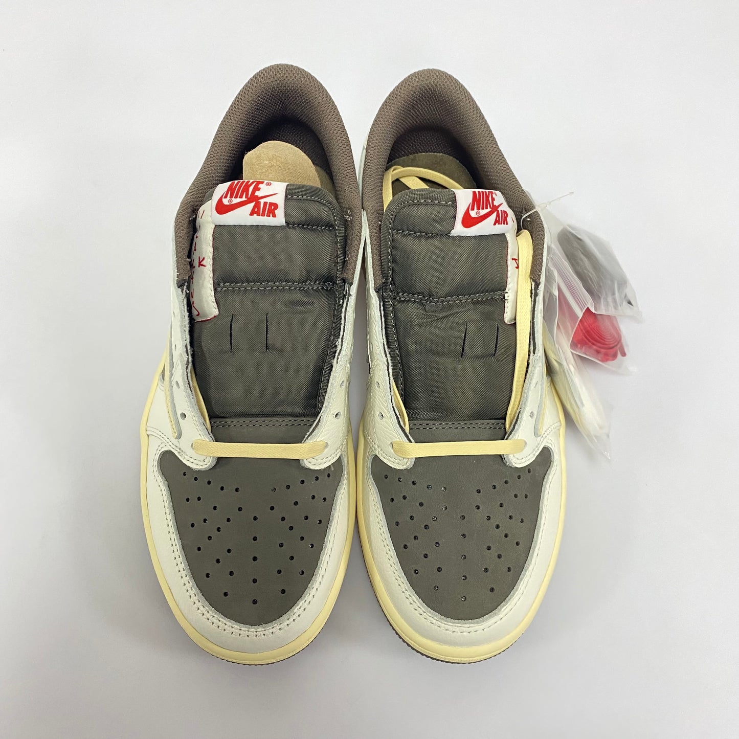 TRAVIS SCOTT X AJ1 LOW OG 'REVERSE MOCHA'
