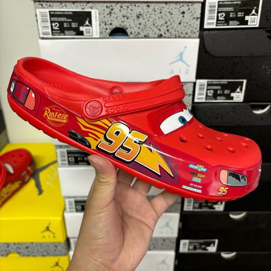CROCS CARS MCQUEEN