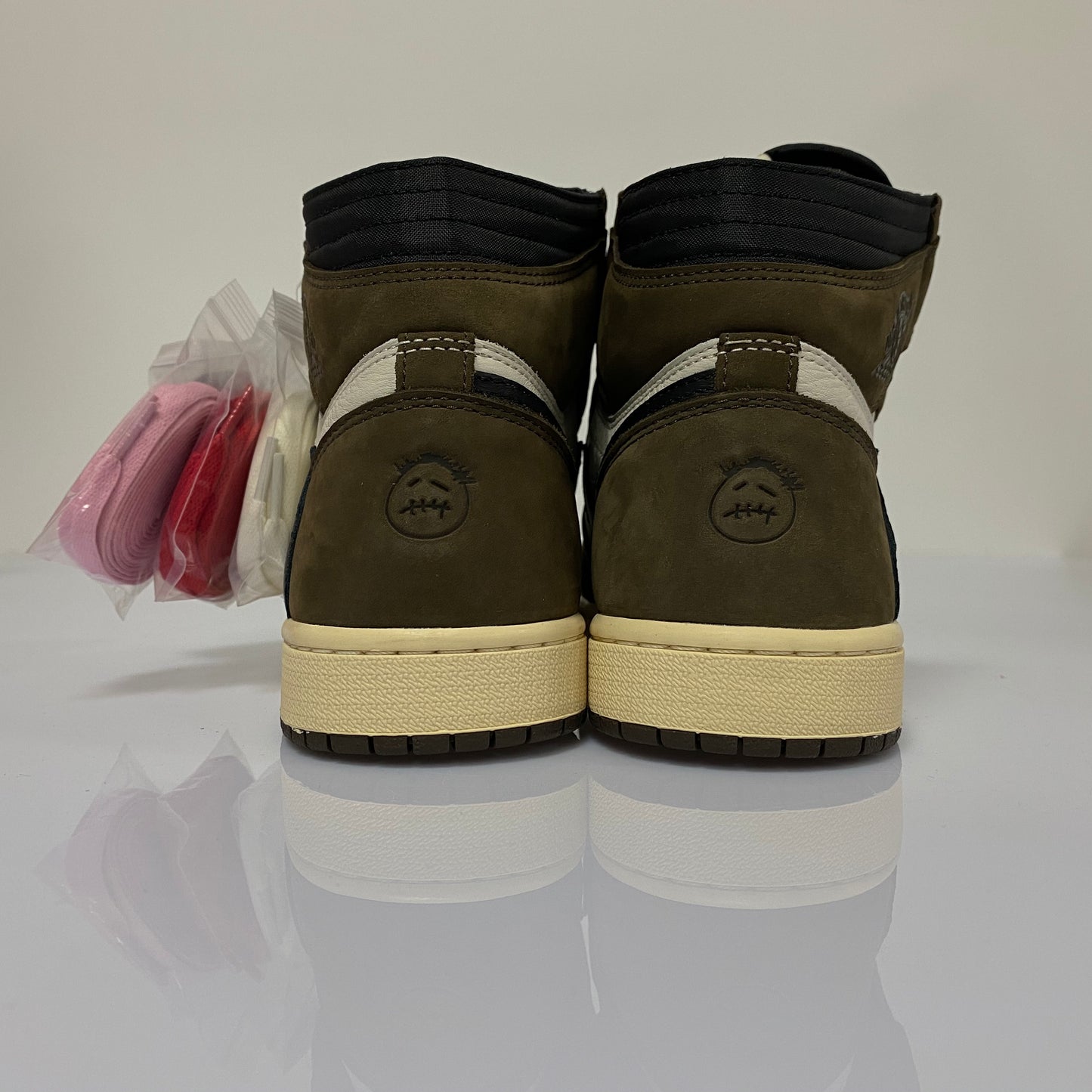 TRAVIS SCOTT X AJ1 HIGH OG 'MOCHA'