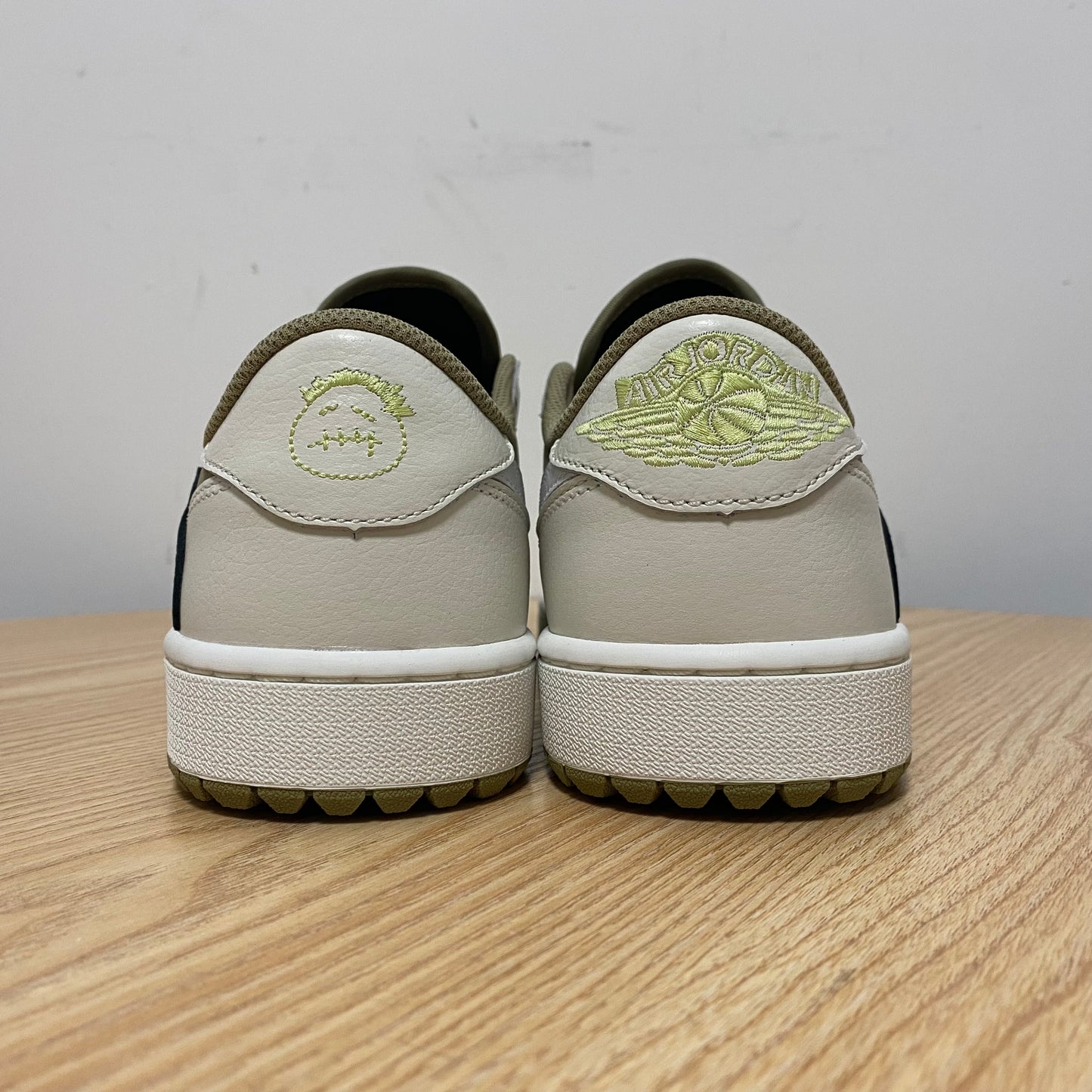 TRAVIS SCOTT X AJ1 LOW GOLF 'NEUTRAL OLIVE'