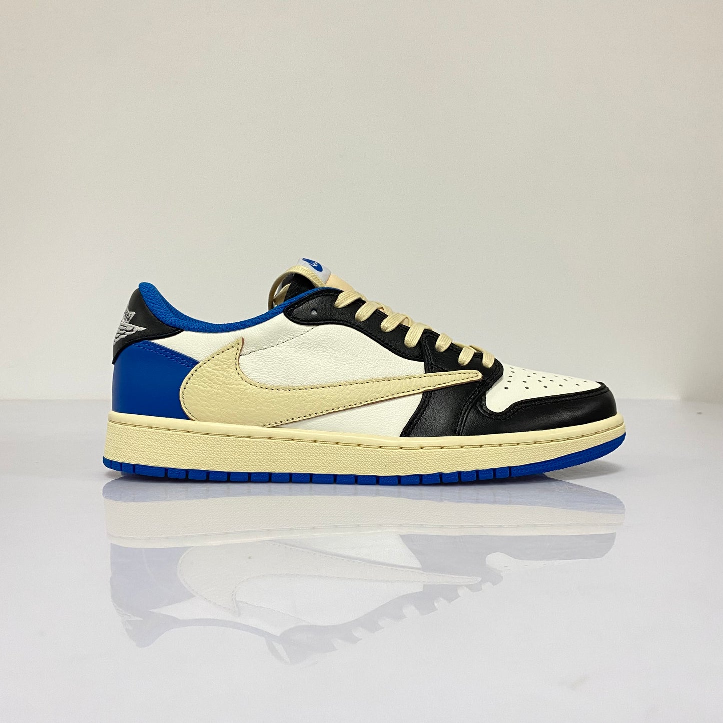 TRAVIS SCOTT X AJ1 LOW OG 'FRAGMENT'