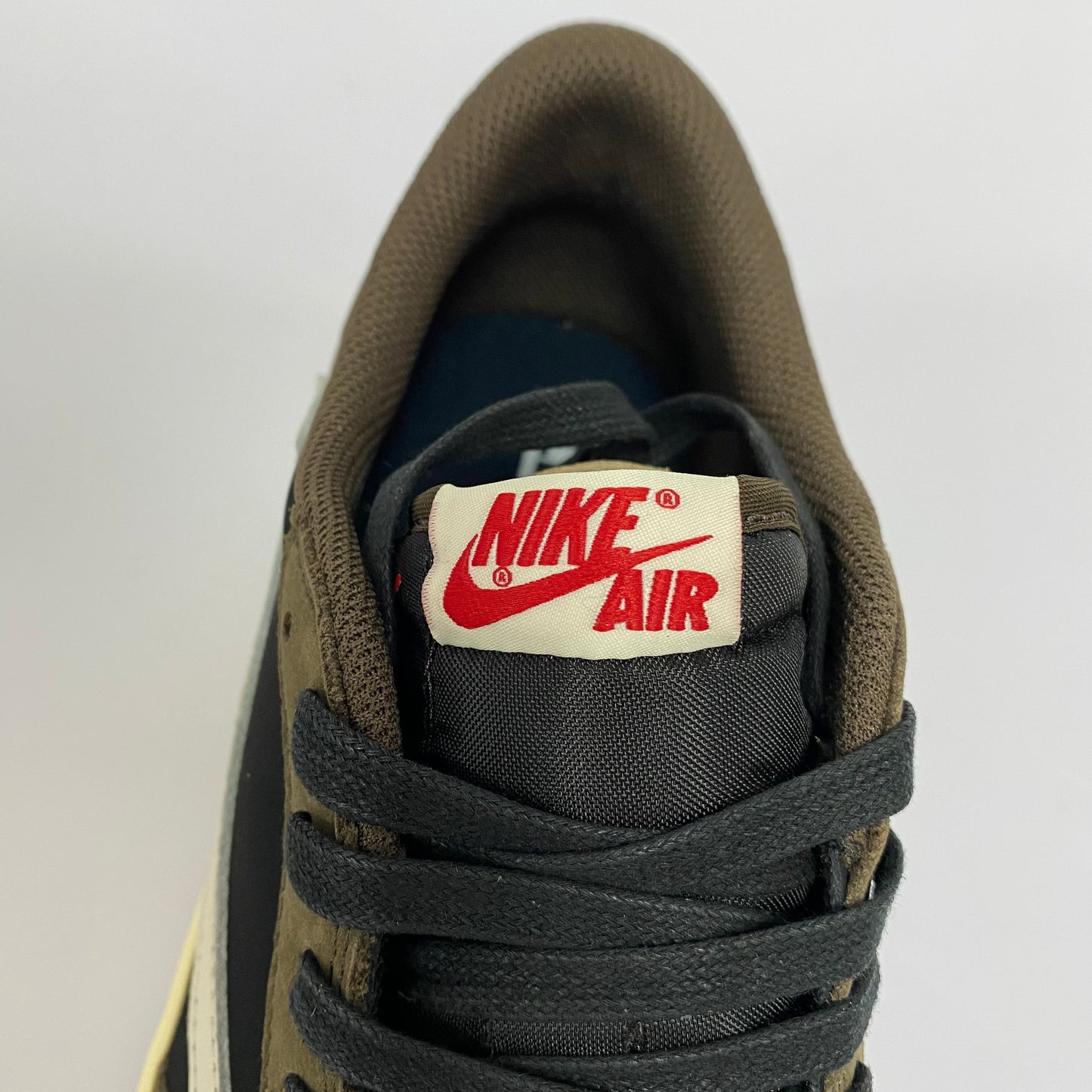 TRAVIS SCOTT X AJ1 LOW OG 'MOCHA'
