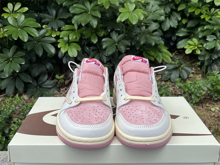TRAVIS SCOTT X AJ1 LOW OG 'SHY PINK'