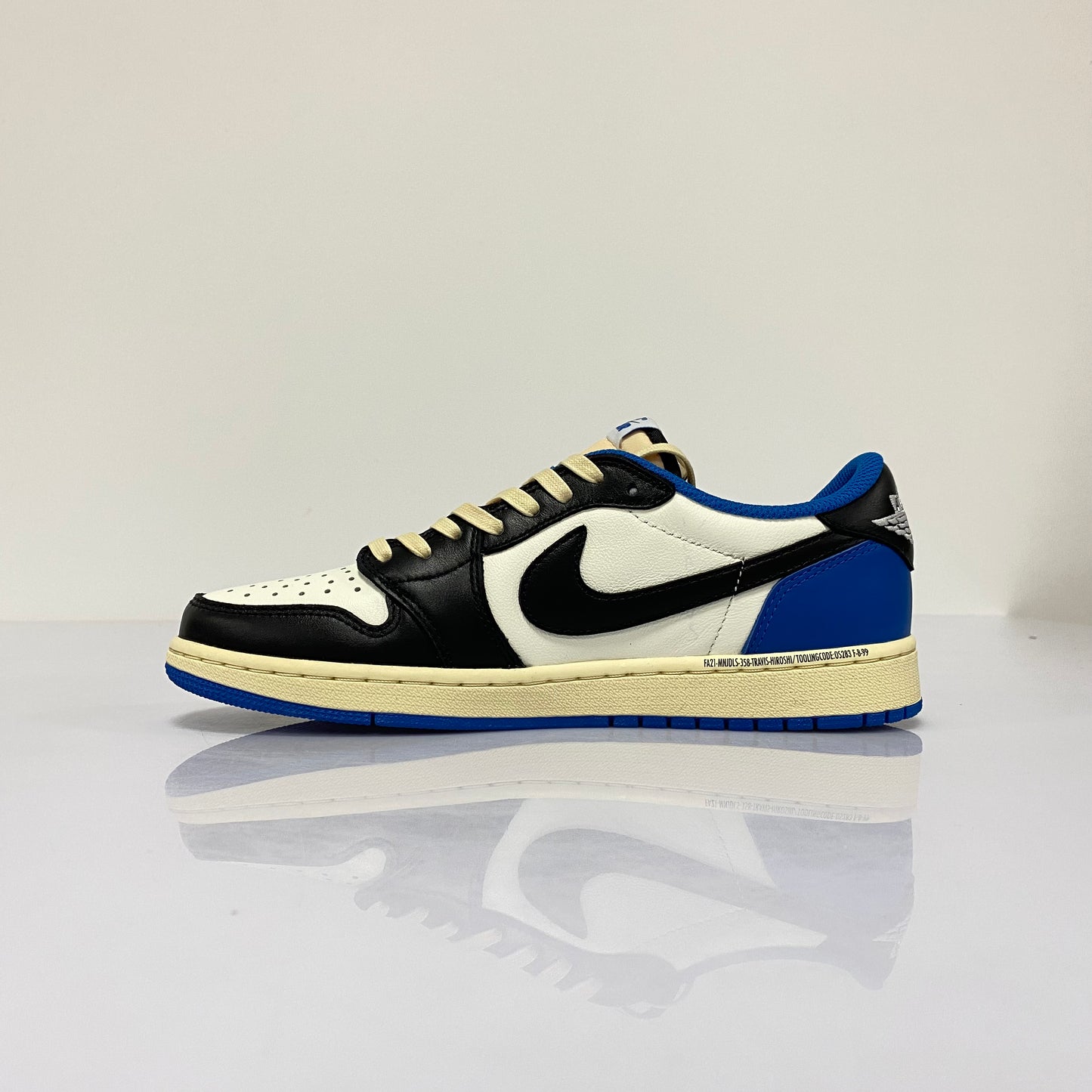 TRAVIS SCOTT X AJ1 LOW OG 'FRAGMENT'